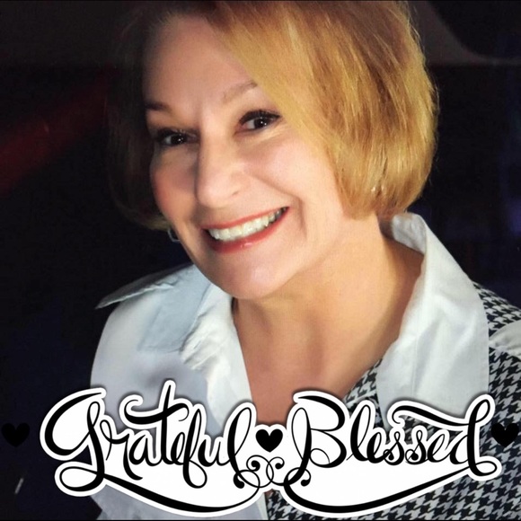 Meet your Posher, Pat - Picture 1 of 1